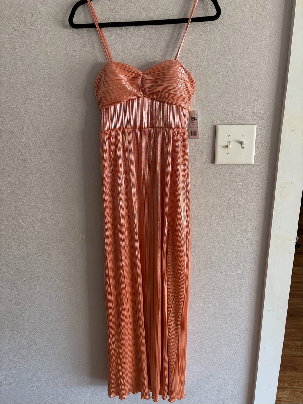 NWT Strapless Pleated Maxi Dress in Peach 🍑 Never worn